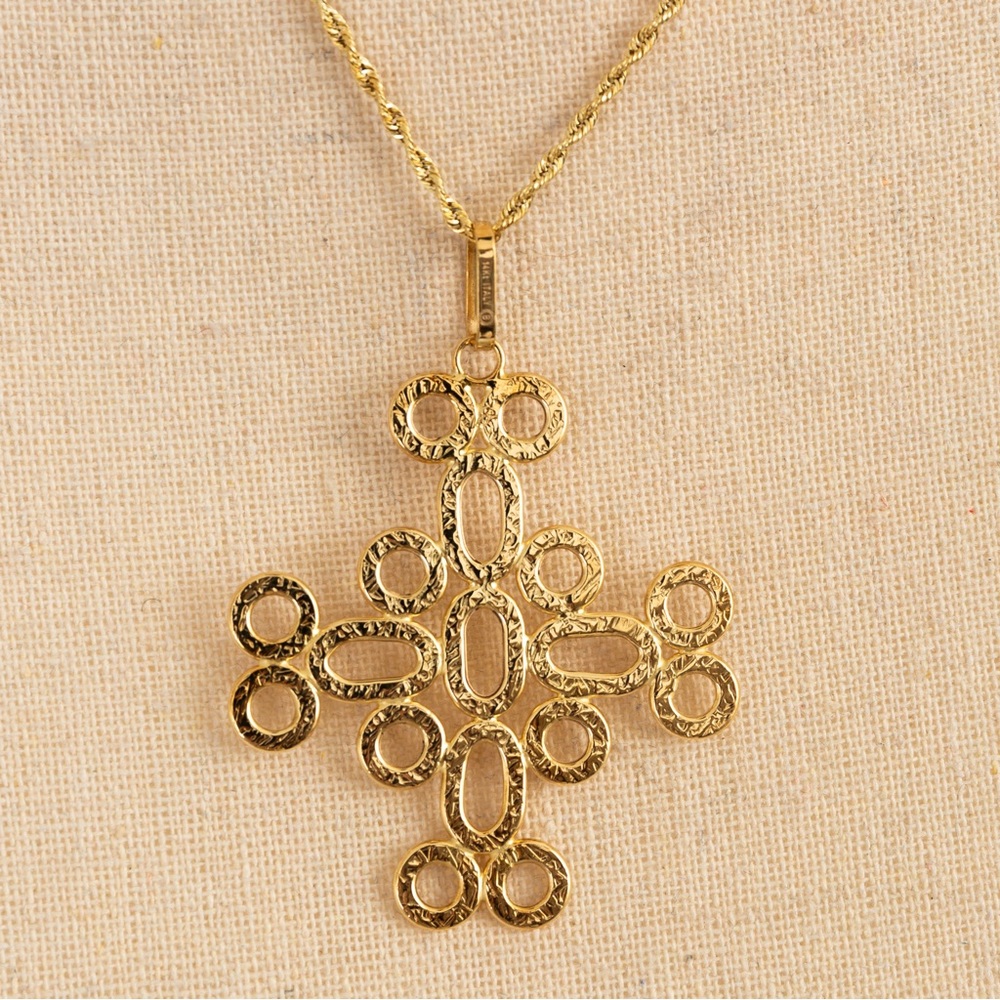 Italian made 14K yellow gold cross pendant